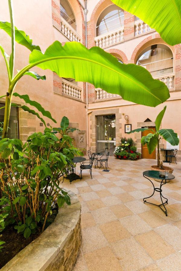 Hotel Montespan Bourbon-lʼArchambault 外观 照片