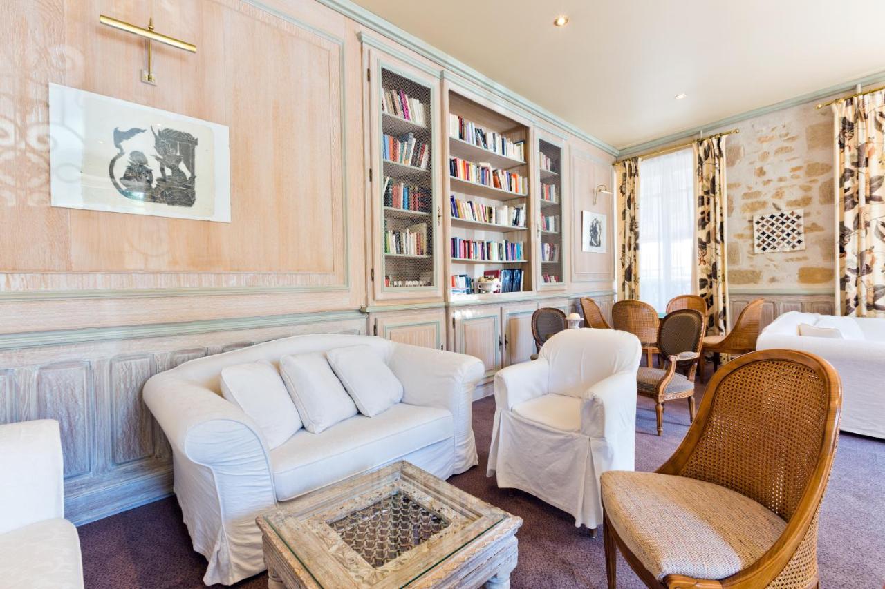 Hotel Montespan Bourbon-lʼArchambault 外观 照片