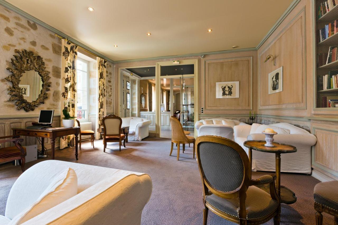 Hotel Montespan Bourbon-lʼArchambault 外观 照片